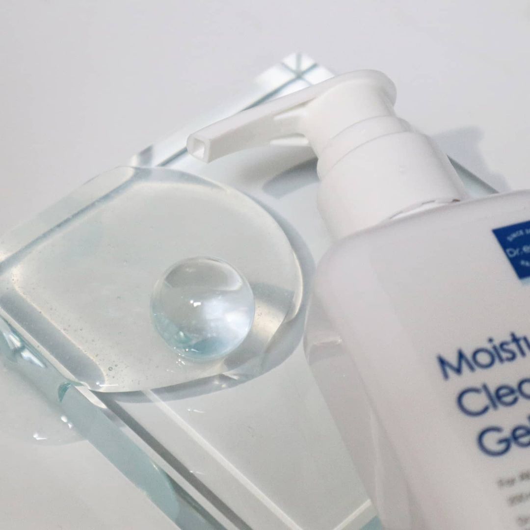 Dr. Esthe Moisture Cleansing Gel 200ml